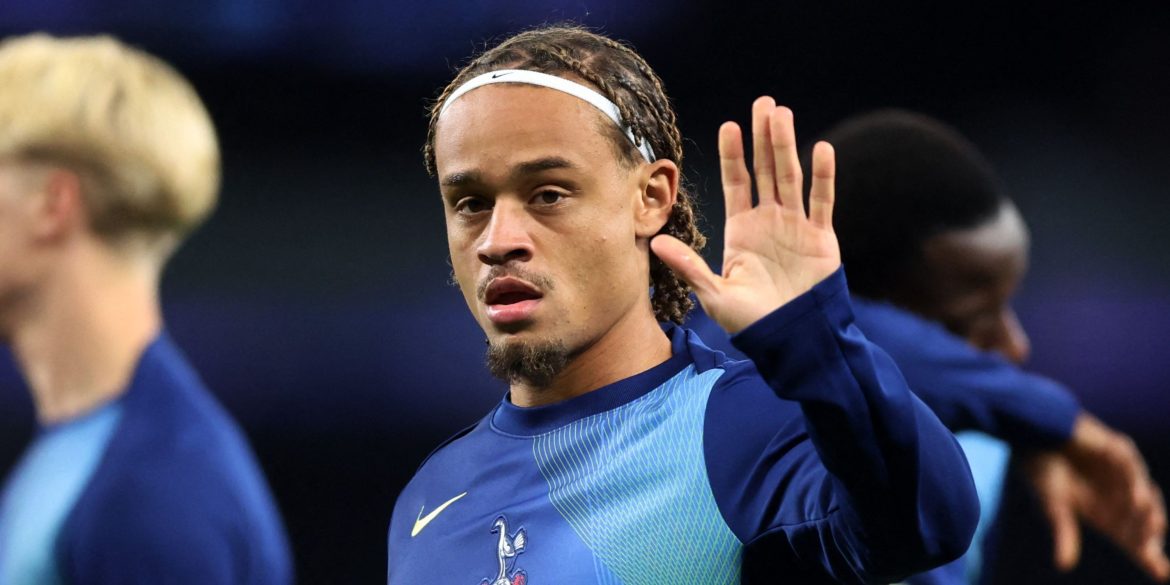 Frank must drop “painful” £25m Spurs star who’s holding Xavi Simons back