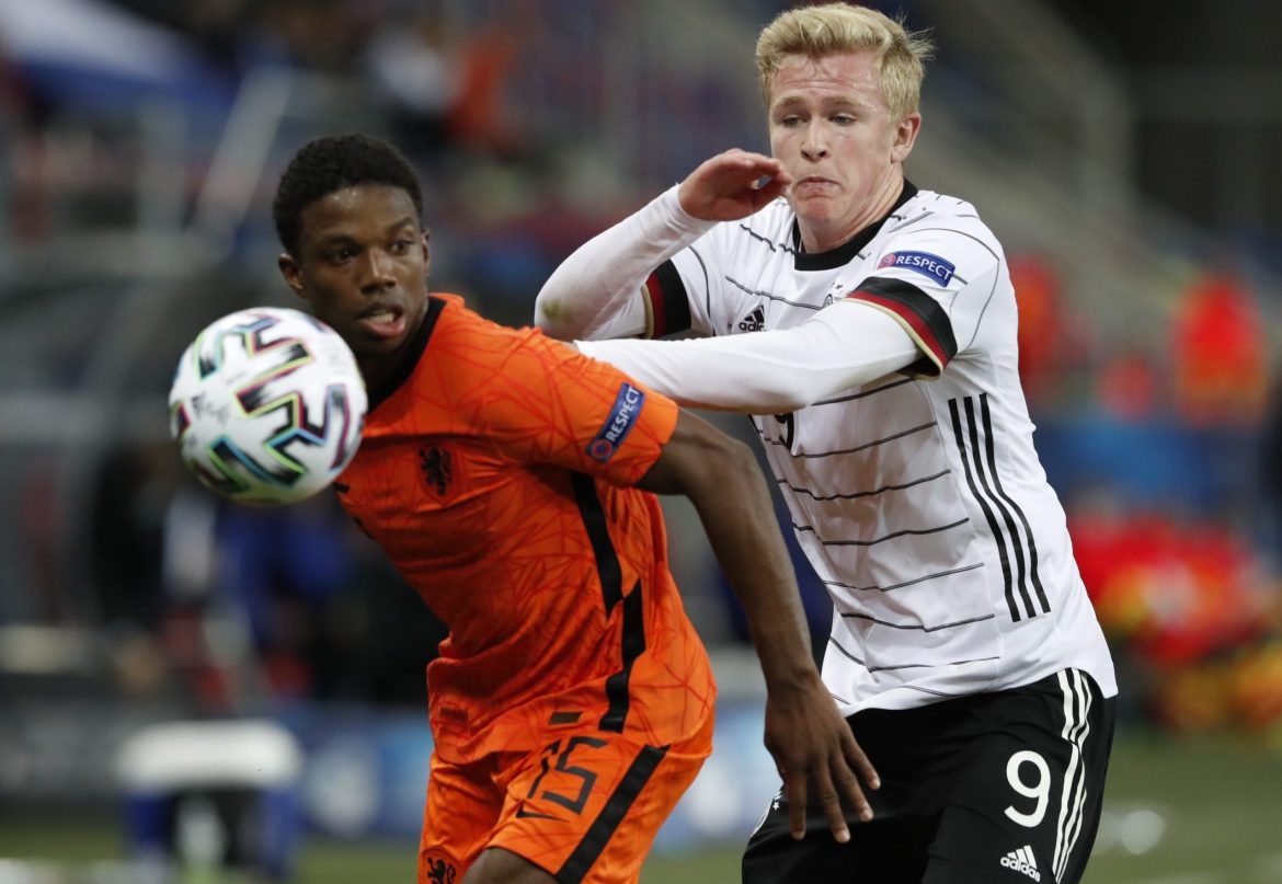 Manchester United in for Tyrell Malacia